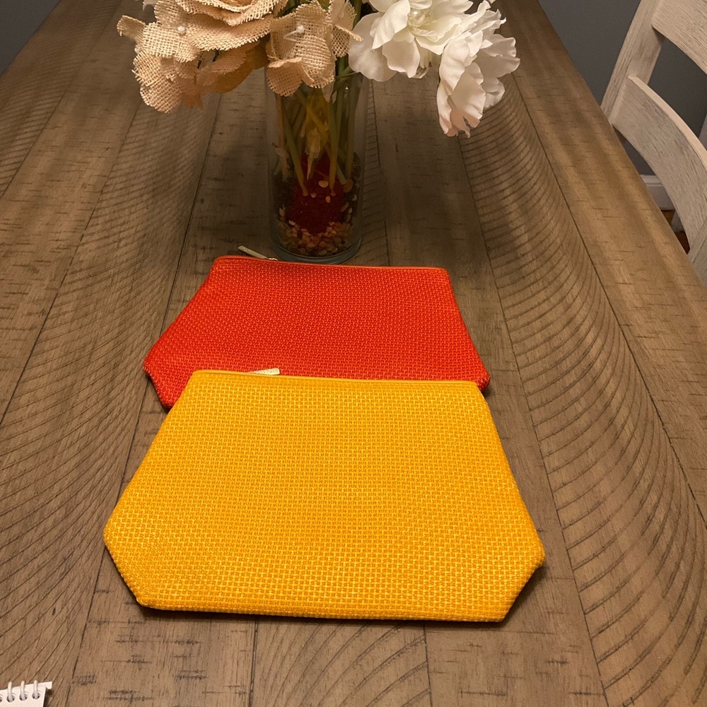 Women cosmetic bags